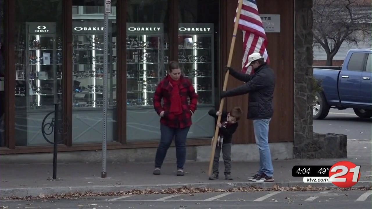 Bend Parade of Flags honors Veterans Day KTVZ