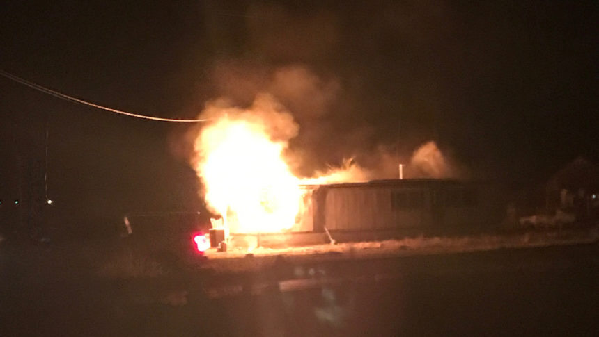 Fire destroys mobile home NW of Madras