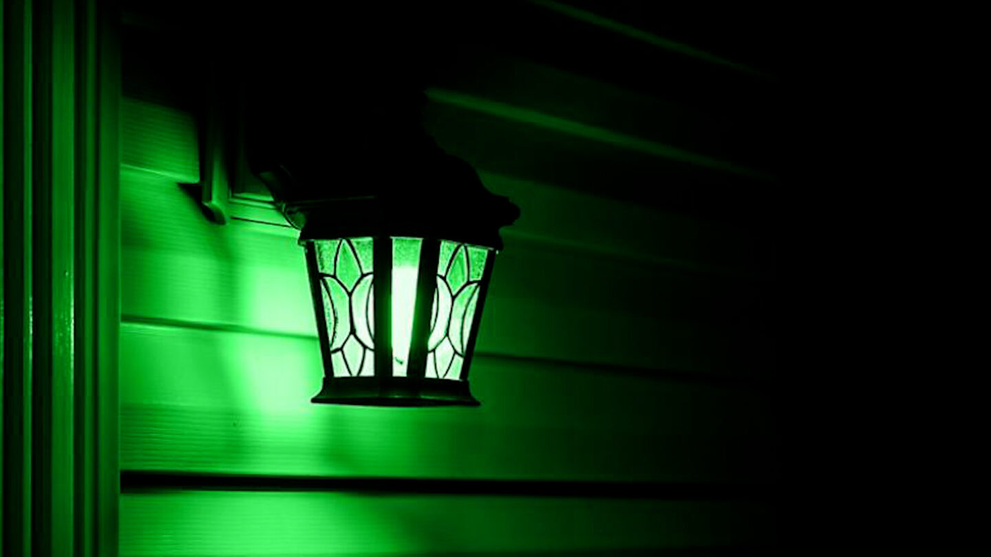 Crook County encourages residents to light up green for veterans this November